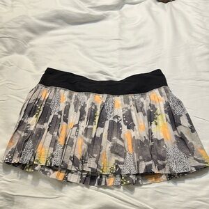 Lululemon multicolor tennis skirt